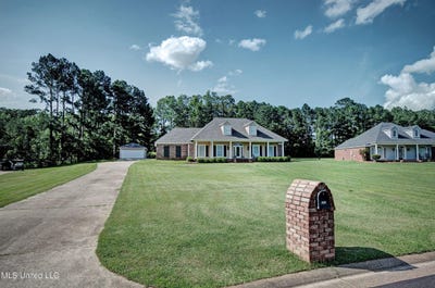 /international/us/207-wisteria-court-flowood-ms-110100030353/