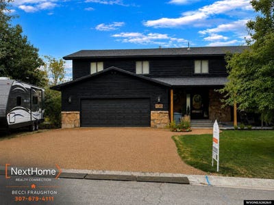 /international/us/138-apache-drive-evanston-wy-110109983979/
