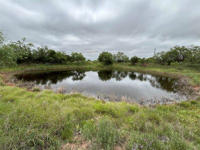 /international/us/202-county-road-312-winters-tx-110108502347/