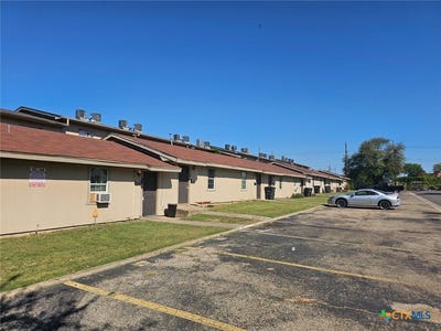 /international/us/1807-mulford-street-killeen-tx-110102779409/