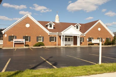 /international/us/1901-winchester-avenue-ashland-ky-110107441491/
