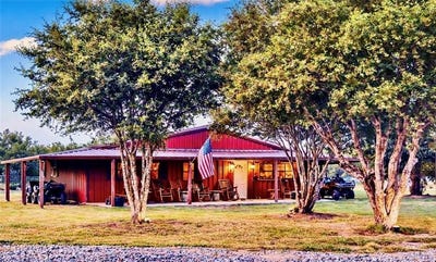 /international/us/cr-218-road-encino-tx-110106226642/