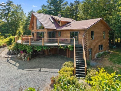 /international/us/1072-bucksmills-road-bucksport-me-110109229100/