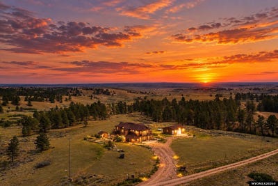 /international/us/334-crow-creek-wheatland-wy-110119437247/