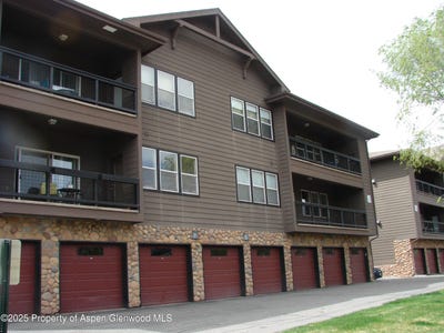 /international/us/2701-midland-avenue-glenwood-springs-co-110099086933/