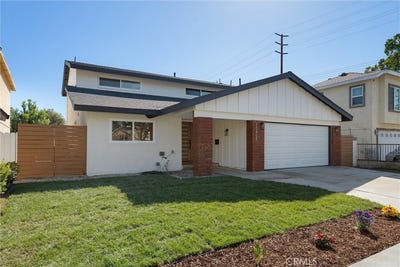 /international/us/13408-moore-cerritos-ca-110120462135/