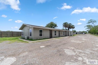 /international/us/5994-southmost-rd-brownsville-tx-110108360859/