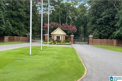 /international/us/216-carnoustie-birmingham-al-110098010624/