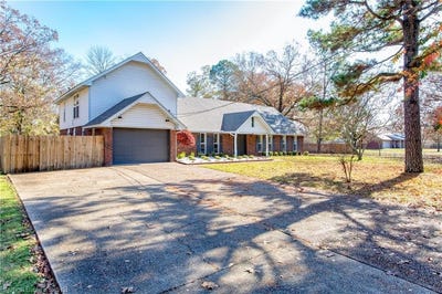 /international/us/910-s-adams-st-lavaca-ar-110103691743/
