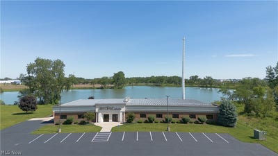 /international/us/319-howard-drive-sandusky-oh-110108440610/
