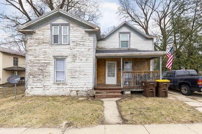 /international/us/1247-s-chicago-avenue-freeport-il-110110170718/