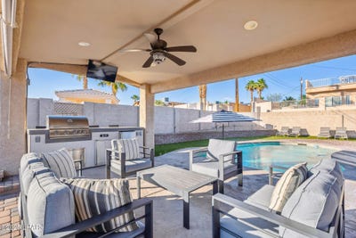 /international/us/2589-sunkentree-dr-lake-havasu-city-az-110098816709/