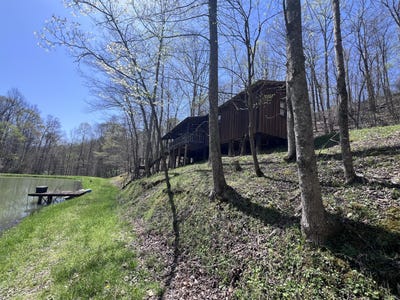 /international/us/14-clear-creek-road-pine-knot-ky-110106568022/