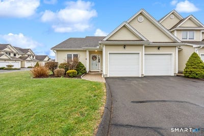 /international/us/12-spindle-hill-road-wolcott-ct-110106922598/