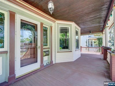 /international/us/521-belleville-avenue-glen-ridge-nj-110108189737/