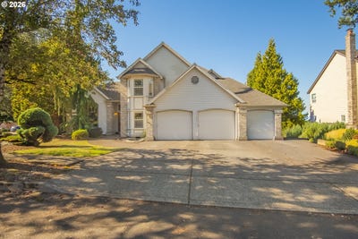 /international/us/501-nw-mawrcrest-pl-gresham-or-110120580637/