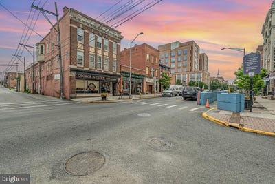 /international/us/119-n-george-st-york-pa-110101696832/