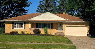 /international/us/6370-manchester-road-parma-oh-110100863321/