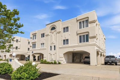 /international/us/1100-ocean-drive-avalon-nj-110109372658/