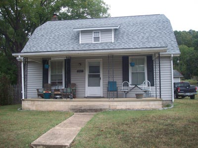 /international/us/242-culpepper-ave-buchanan-va-110119946490/