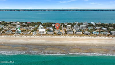 /international/us/902-ocean-drive-emerald-isle-nc-110105633773/