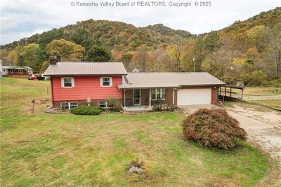 /international/us/57-chambers-drive-danville-wv-110104023802/