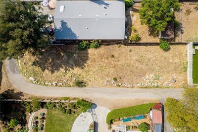 /international/us/7701-w-forsythe-street-tujunga-ca-110110274002/
