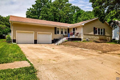 /international/us/323-lincoln-ave-holton-ks-110108538376/
