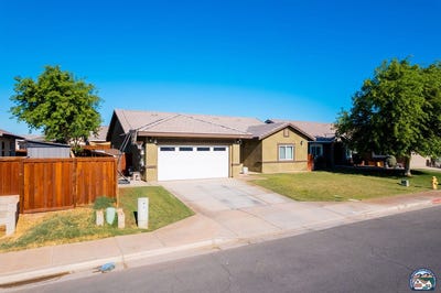 /international/us/985-s-2nd-st-brawley-ca-110099078308/?lang=zh-tw