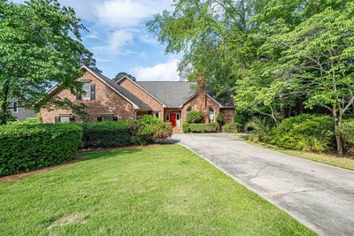 /international/us/573-wateroak-trail-chapin-sc-110108333065/