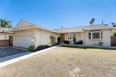 /international/us/19046-schoenborn-street-northridge-ca-110097737151/?lang=zh-cn