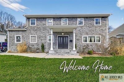 /international/us/16-colonial-drive-east-brunswick-nj-110106600351/