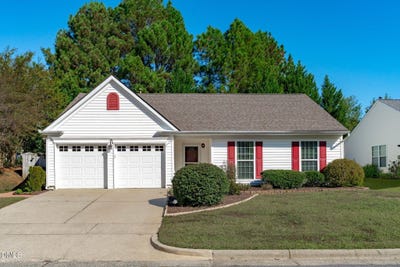 /international/us/131-saddle-river-road-apex-nc-110120485162/