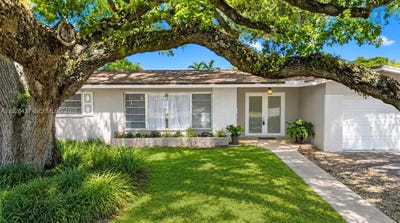 /international/us/2202-n-42nd-avenue-hollywood-fl-110108489301/
