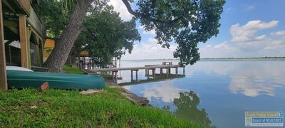 /international/us/8544-lago-vista-blvd-monte-alto-tx-110108164483/