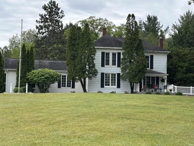 /international/us/9435-w-san-pierre-rd-road-san-pierre-in-110100117321/