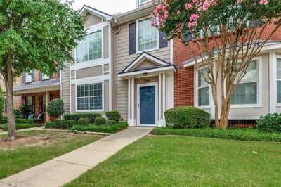 /international/us/2219-carlisle-street-bedford-tx-110100655280/