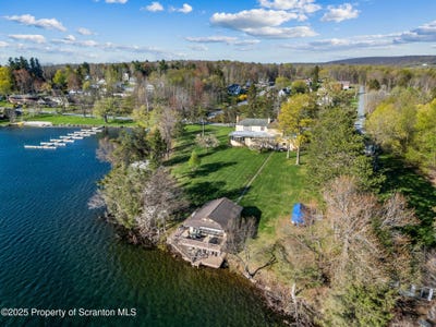 /international/us/343-crystal-lake-road-fell-twp-pa-110099237168/