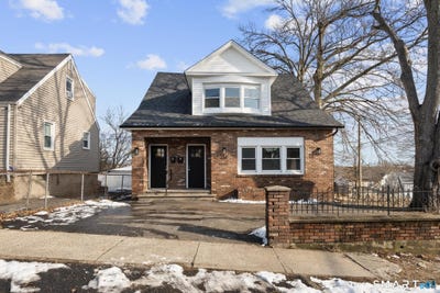 /international/us/246-judson-place-bridgeport-ct-110106274861/