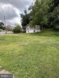 /international/us/24-millville-road-bloomsburg-pa-110101198542/