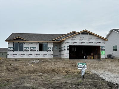 /international/us/319-ne-chalet-street-elkhart-ia-110100090801/