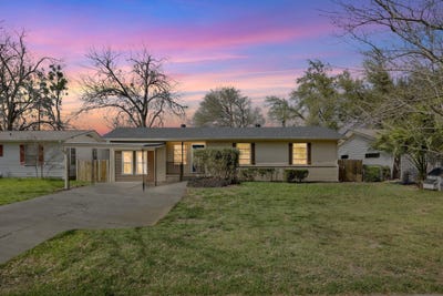 /international/us/1402-kent-st-taylor-tx-110106932143/