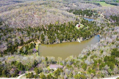 /international/us/2151-lake-park-trail-de-soto-mo-110099062793/