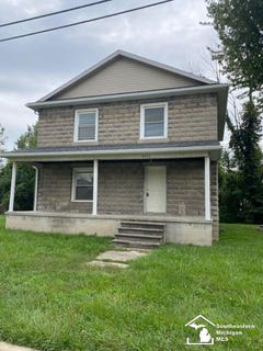 /international/us/8553-newport-s-road-newport-mi-110119891782/