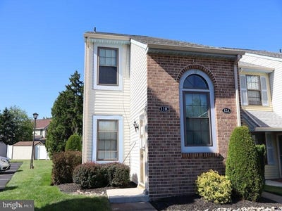 /international/us/12-lumber-jack-circle-horsham-pa-110108781966/