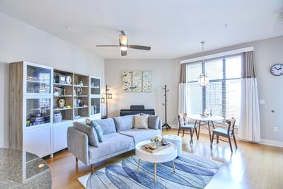 /international/us/535-s-upper-street-lexington-ky-110108130089/
