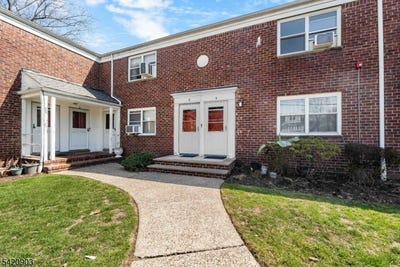 /international/us/418-esplanade-hackensack-city-nj-110107264694/