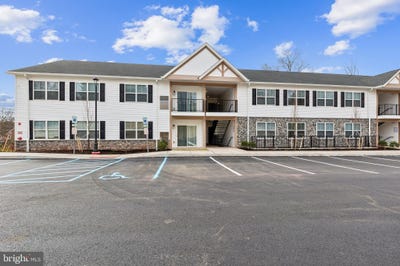 /international/us/905-forest-lane-schwenksville-pa-110108334224/