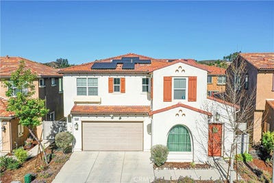 /international/us/39580-strada-pozzo-lake-elsinore-ca-110098542625/