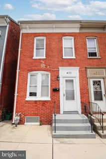 /international/us/433-juniper-street-york-pa-110100126987/
